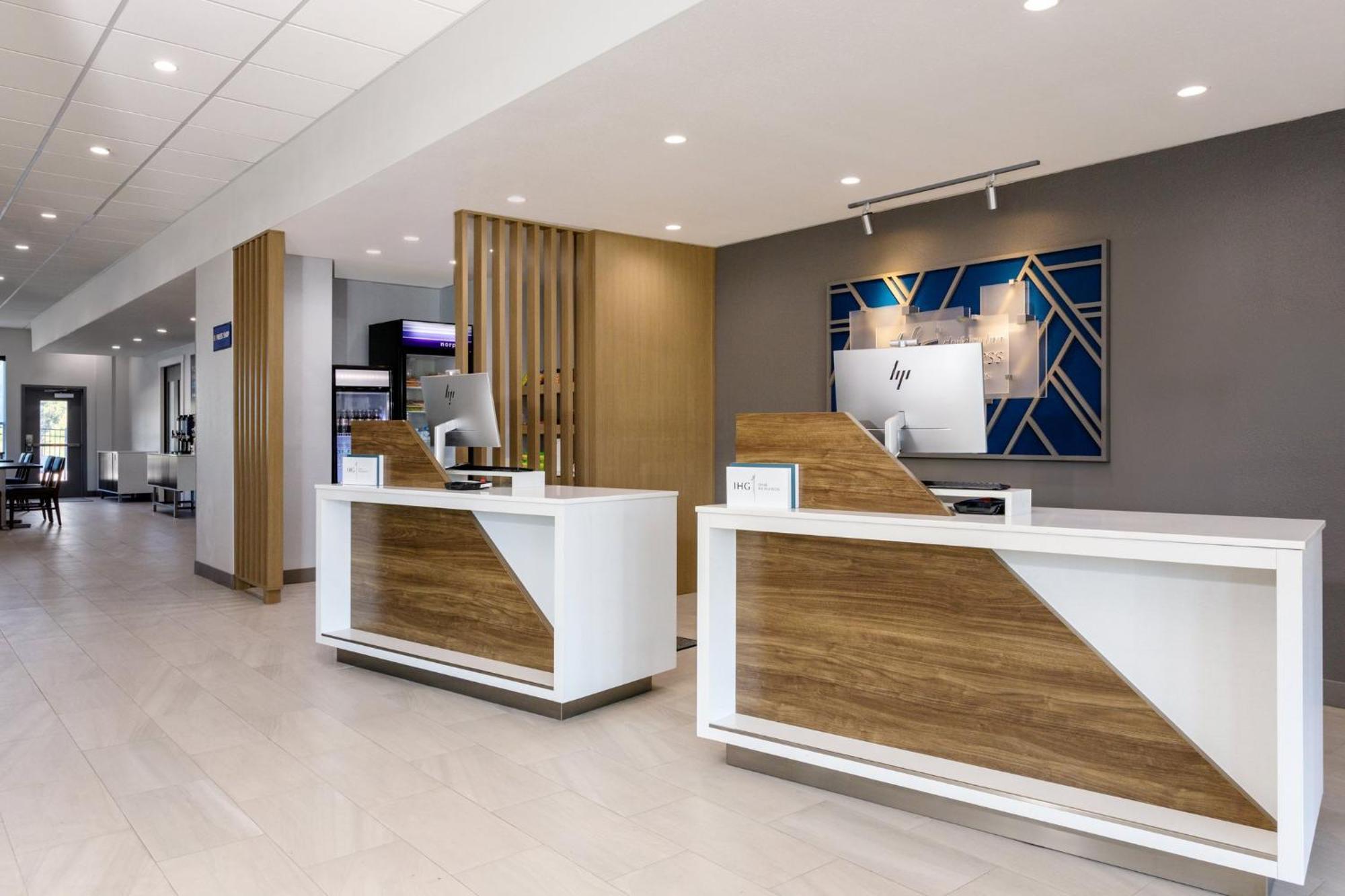 Holiday Inn Express & Suites Macclenny By Ihg Exterior foto